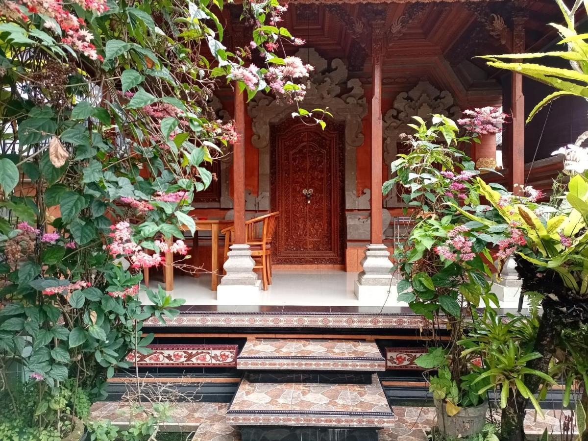 Nyoman House Ubud Esterno foto